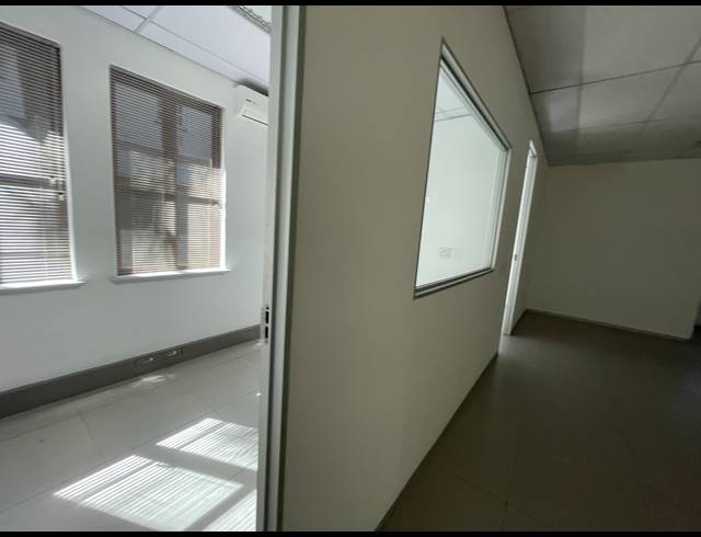 1,473M² OFFICE FOR SALE IN RIVONIA
